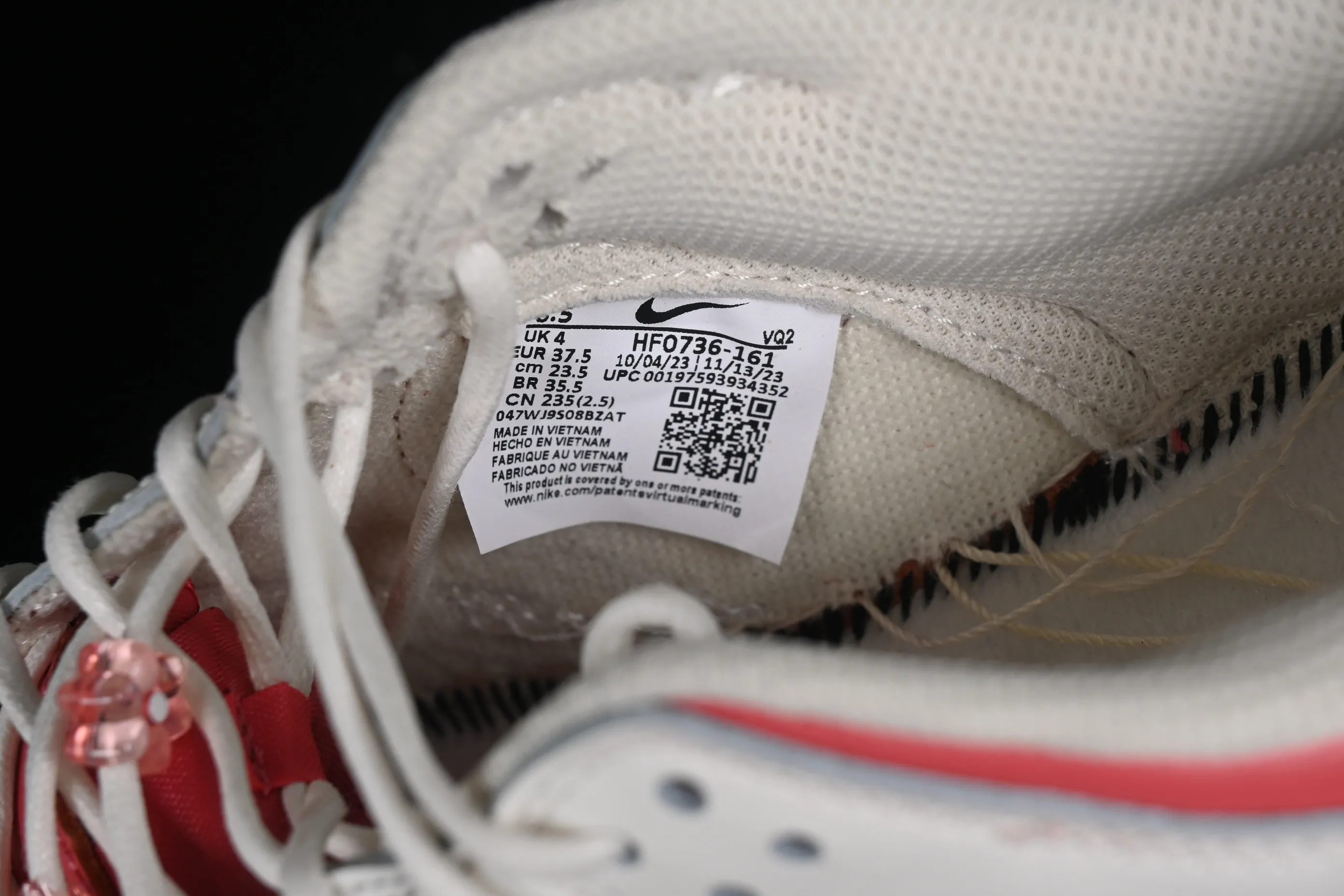 All Categories Nk SB Dunk Series Nk SB Dunk Low Low-top sneakers Foreign trade version Nk Dunk Low GS "Valentine's Day" Valentine's Day color SB low-top casual sneakers HF0736-161
